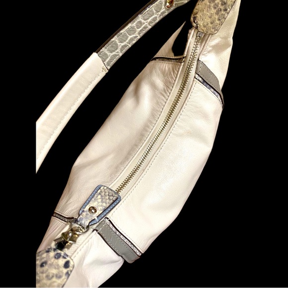 LIKE NEW! COACH Hobo White with Gray Crocodile Embellishments - Picture 2 of 12